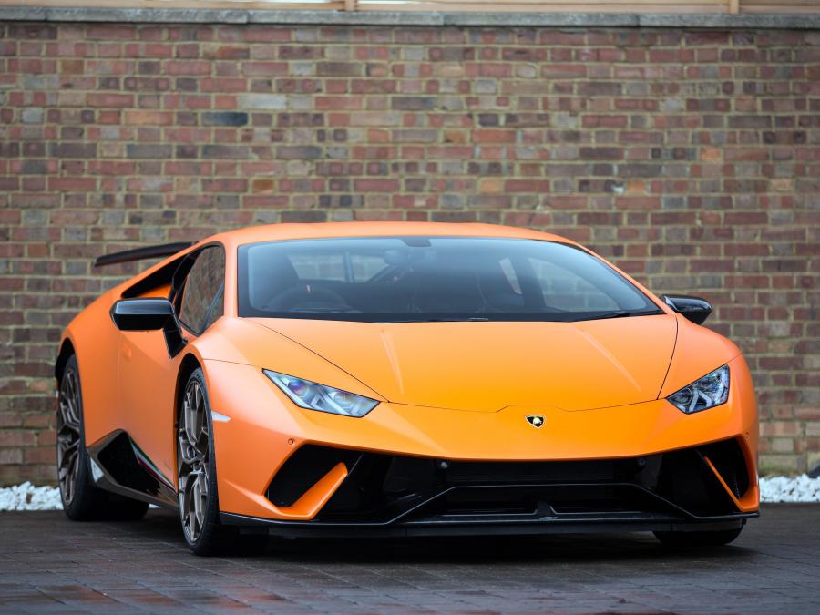  Lamborghini Huracan Performante (LB724) 2017 года  (UK) (фото 15 из 24)